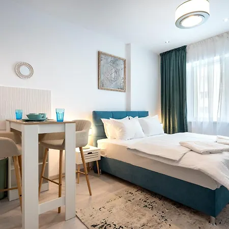 Charlotte Grand Bucarest