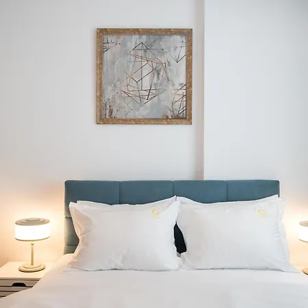 Charlotte Grand * Bucarest