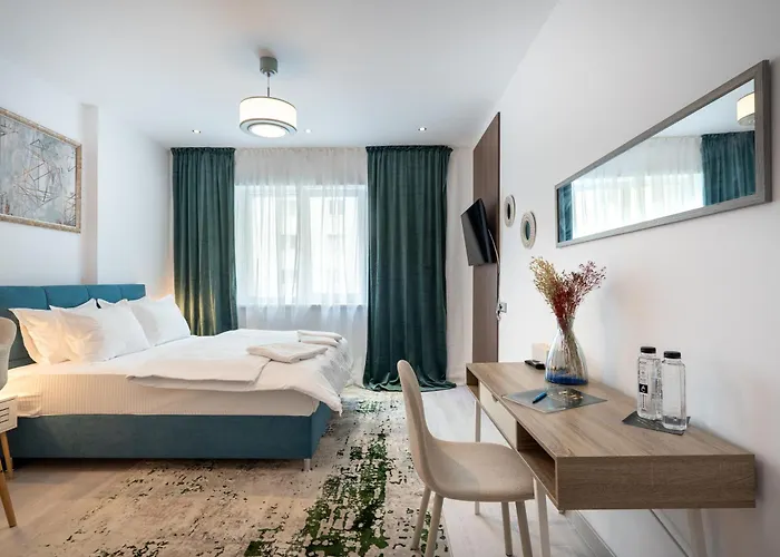 Charlotte Grand Apartament *