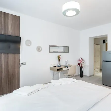 Charlotte Grand Appartement *