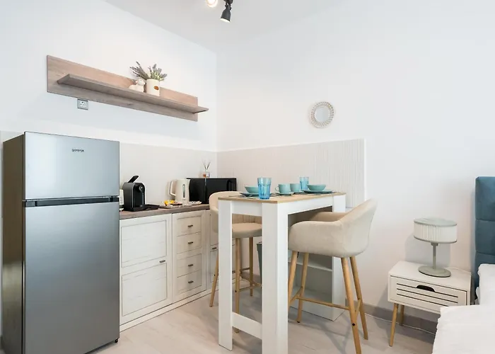 Charlotte Grand * Bucareste