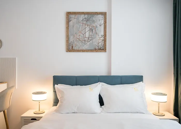 Charlotte Grand * Bucareste